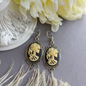 Day of the Dead Earrings, Dia de Los Muertas Skull jewelry, Gothic Cameo Earrings, Lolita Jewelry, Goth girl, Lady Skull Earrings