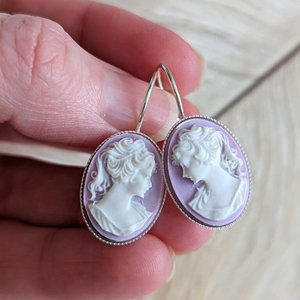 Black Cameo Earrings, Cameo Drop Earrings, Silver Lever Back Earrings, Lady Cameo Earrings, Victorian Earrings, Romantic Jewelry