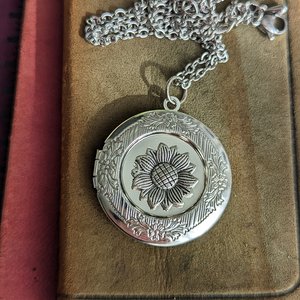 Silver Sunflower Locket Necklace, Round Silver Locket Pendant, Keepsake Gift 