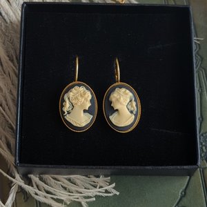 Black Cameo Earrings, Gold Cameo Drop Earrings, Lever Back Earrings, Lady Cameo Earrings, Victorian Earrings, Romantic Jewelry