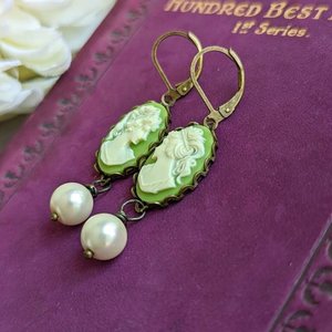 Cameo Pearl Earrings, Green Cameo Earrings, Victorian Jewelry, Romantic Vintage Style, Light Academia, Pearlcore