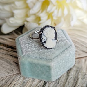 Timeless Cameo Ring, 925 Sterling Silver Adjustable Ring, Elegant Vintage Inspired Jewelry Gift for Her