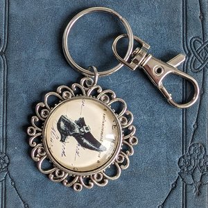 Vintage Witchy Women's Shoe Keychain, Perfect Gift for Halloween Lovers, Witchy Women, Retro Fashion Fans