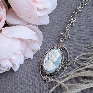 Oval Cameo Pendant with Antiqued Silver Leaf Details, Victorian Necklace Gift for Vintage Lovers and Nature Enthusiasts