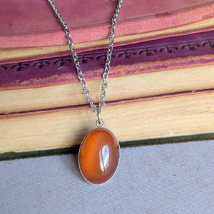 Natural Carnelian Stone Necklace, Handmade Gemstone Jewelry, Boho Chic Carnelian Pendant, Healing Crystal Necklace