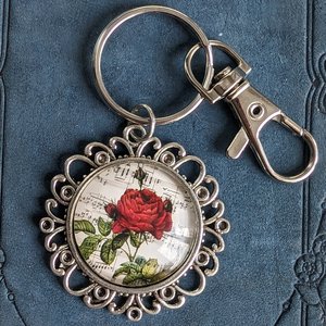 Red Rose Keychain, Beautiful Flower Keyring or Bag Charm, Handmade Botanical Accessory, Perfect Gift for Nature Lovers and Gardeners