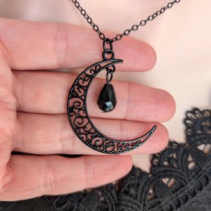 Black Crescent Moon Necklace with Faceted Black Crystal, Gothic Boho Jewelry, Celestial Pendant, Witchy Gift for Her