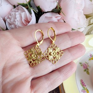 Golden Floral Filigree Earrings, Elegant Vintage Inspired Jewelry, Historical Costume, Gift for Her