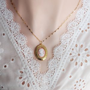 Oval Cameo Locket Necklace, Golden Vintage Inspired Locket, Special Keepsake Jewelry, Antique Style Photo Memory Pendant