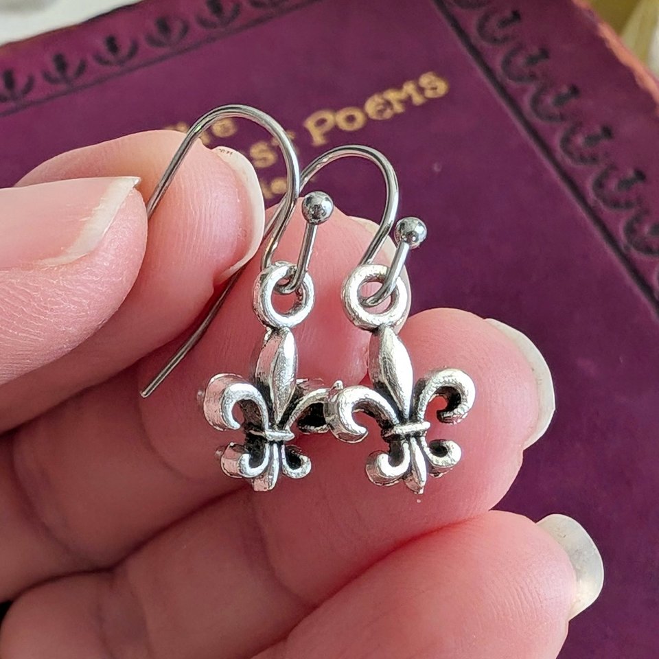 Tiny Fleur de Lis Earrings, French Earrings, Silver Flower of the Lily, Shabby Chic, Canadian Jewelry, Quebec, New Orleans, Mardi Gras