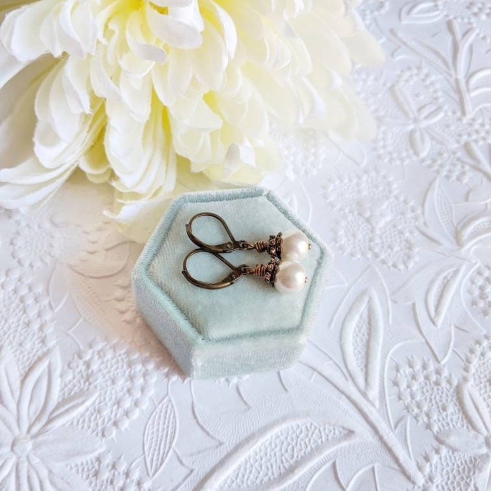 Ivory Pearl Earrings, Vintage Inspired Jewelry, Pearl Bridal Earrings, Summer Wedding Jewelry, Shabby Chic, 12th Anniversary Gift, Pearlcore