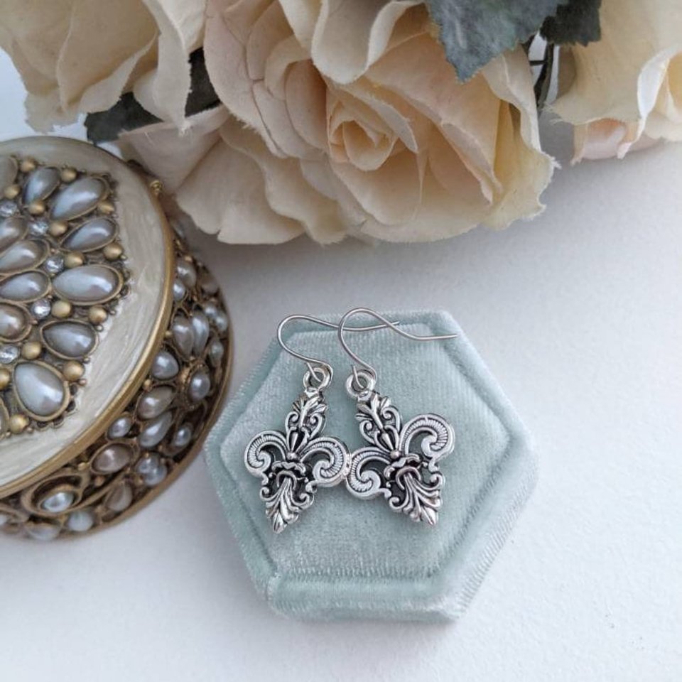 Fleur De Lis Earrings, French earrings, Mardi Gras earrings, French earrings, Canadian jewelry gift for her, daughter birthday