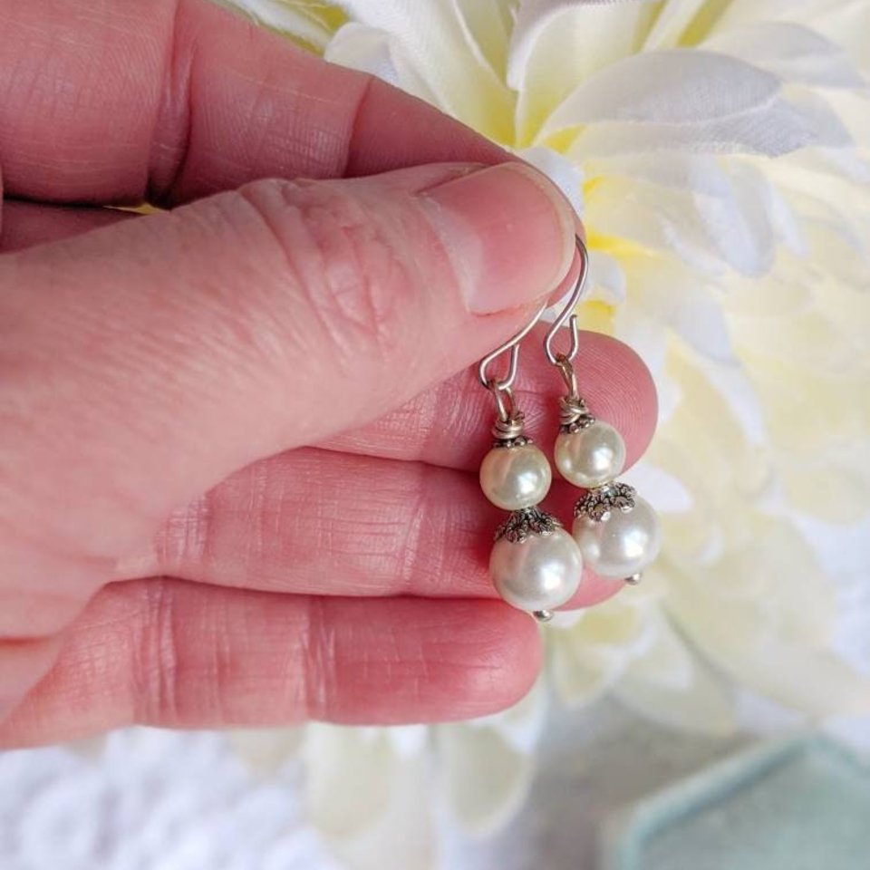 Double Pearl Earrings, Ivory pearl earrings, Elegant Earrings, Vintage Style Jewelry for Bride, Wedding day Earrings, Regency Era, Pearlcore