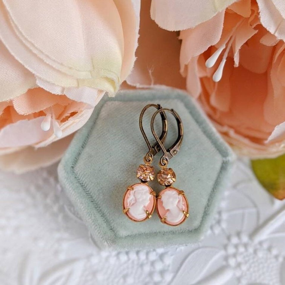 Lady Cameo Earrings, Blush Pink Earrings, Victorian Cameo Jewelry, Antique Replica, Vintage Style Jewelry, Romantic Shabby Chic Modern Retro