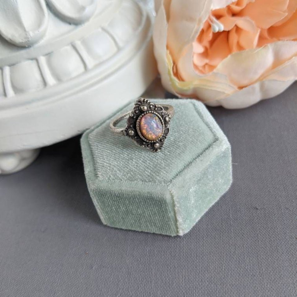 Fire Opal Ring, Victorian ring, Vintage Glass ring, Fire Opal jewelry, Vintage Style Jewelry Gift, Historical Jewelry, Adjustable Ring