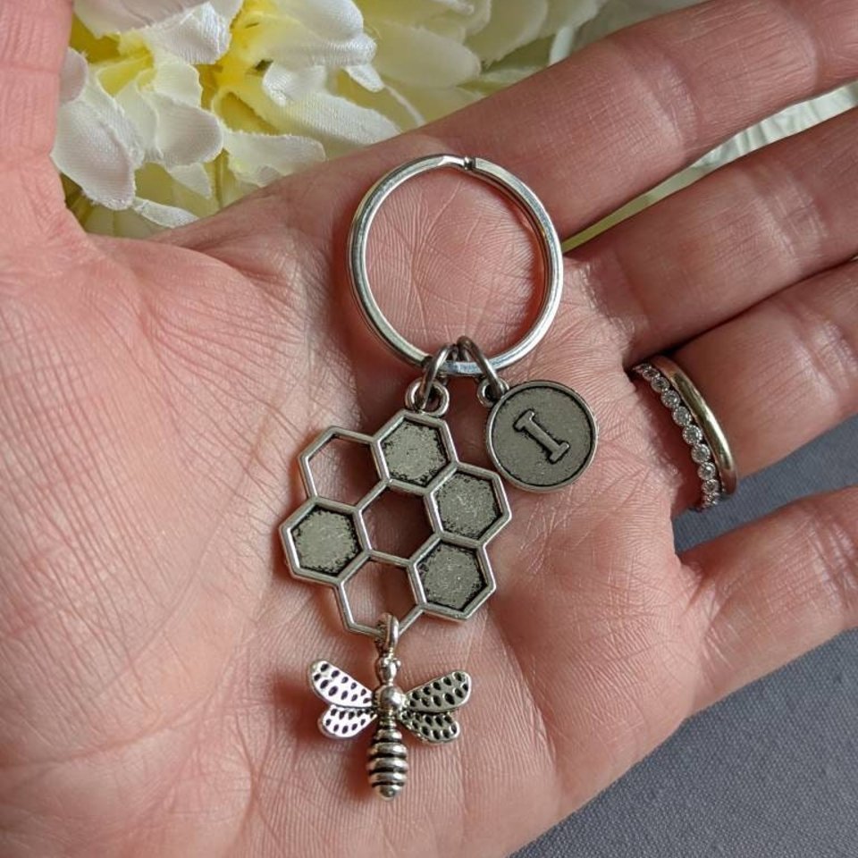 Honeycomb and Bee Keychain, Honeybee Key Ring, Personalized Gift for Her, Add an Initial Key Chain, Bee Lover Gft