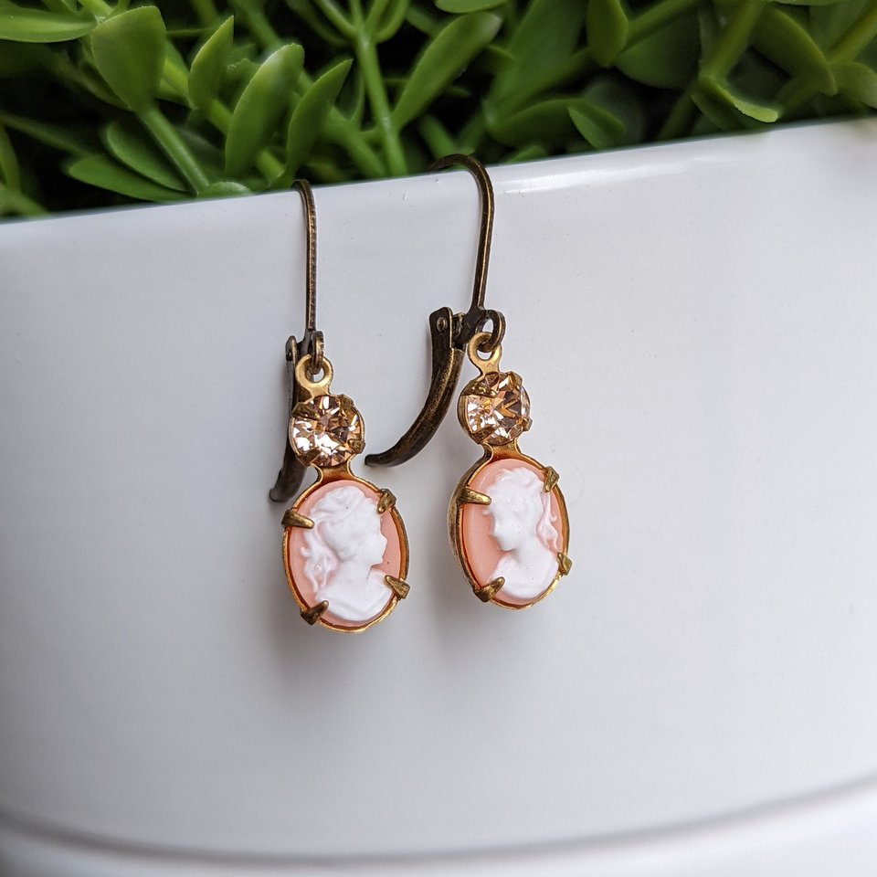 Lady Cameo Earrings, Blush Pink Earrings, Victorian Cameo Jewelry, Antique Replica, Vintage Style Jewelry, Romantic Shabby Chic Modern Retro