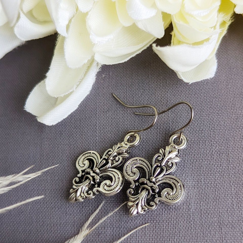 Fleur De Lis Earrings, French earrings, Mardi Gras earrings, French earrings, Canadian jewelry gift for her, daughter birthday