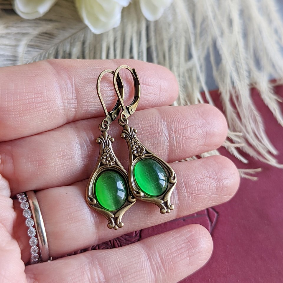 Victorian Earrings, Green Dangle Earrings, Vintage Style Jewelry Gift for Her, Regency Era, Art Nouveau