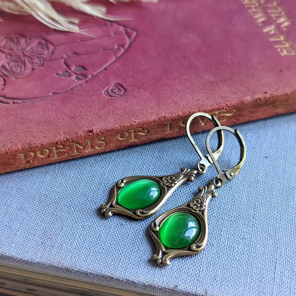 Victorian Earrings, Green Dangle Earrings, Vintage Style Jewelry Gift for Her, Regency Era, Art Nouveau