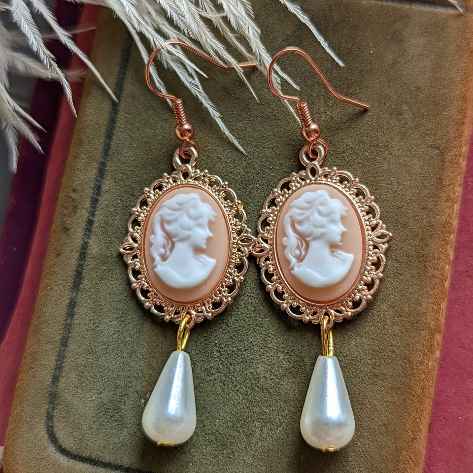 Peach Cameo Pearl Earrings, 14k Rose Gold Plated Earrings, Victorian Jewelry, Romantic Vintage Style, Light Academia, Pearlcore