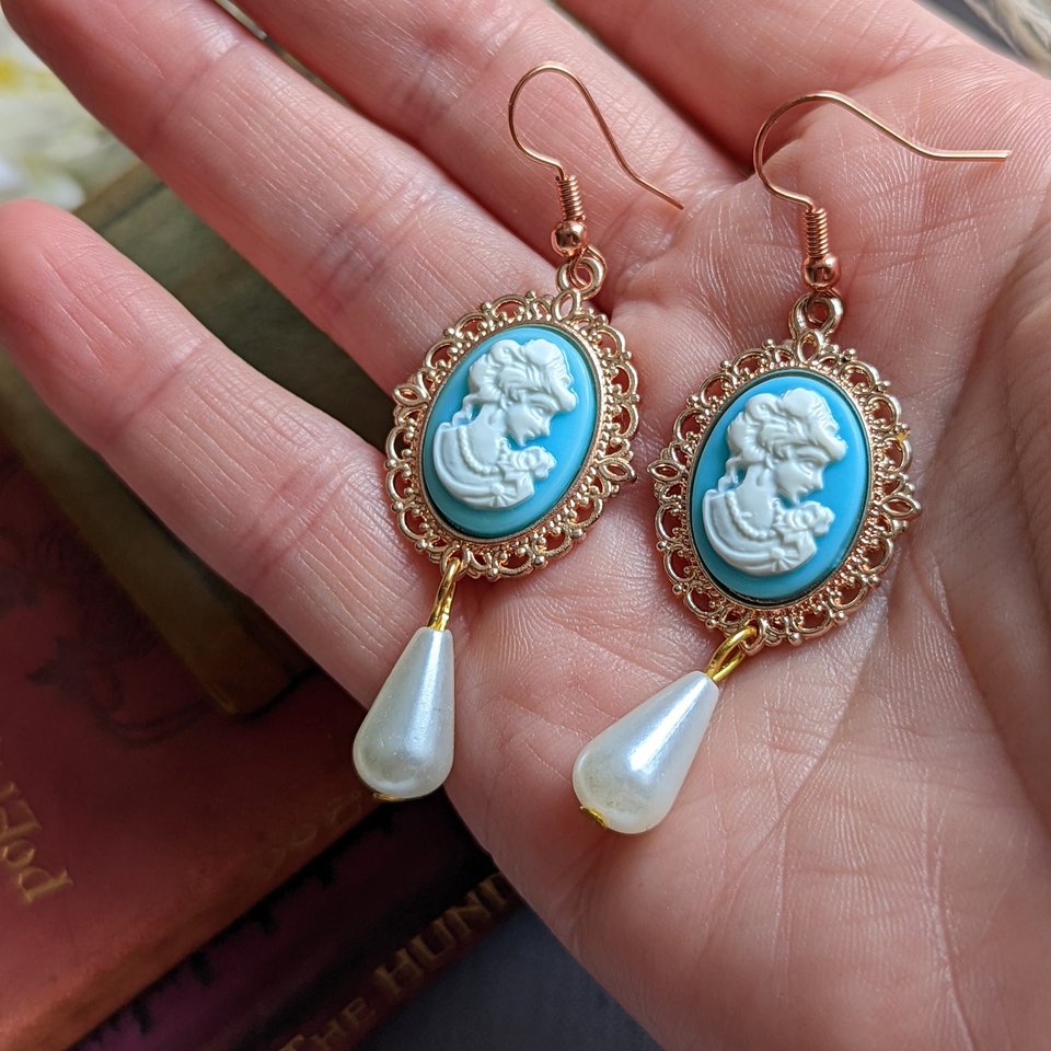 Cameo Pearl Earrings, Turquoise Earrings, Lady Cameo Jewelry, 14k Rose Gold Plated, Victorian Jewelry, Romantic Style, Pearlcore