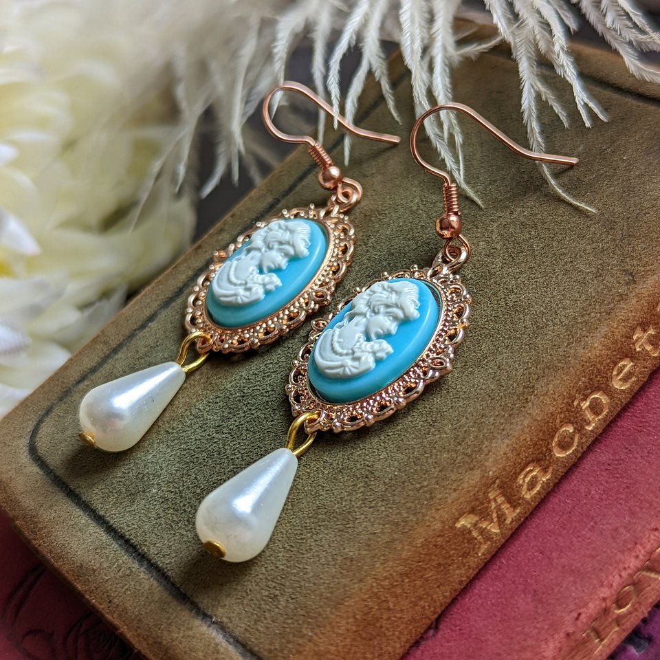 Cameo Pearl Earrings, Turquoise Earrings, Lady Cameo Jewelry, 14k Rose Gold Plated, Victorian Jewelry, Romantic Style, Pearlcore