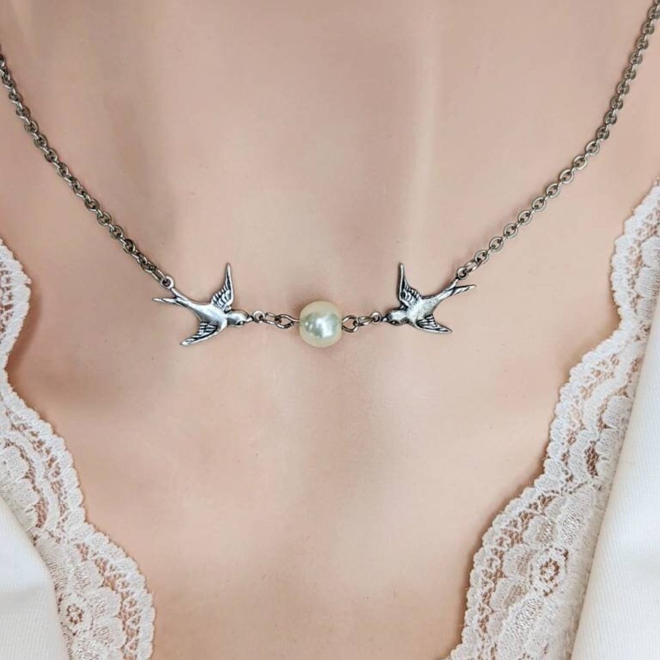 Swallow Choker Necklace with Pearl, Dainty Bird Jewelry, Bridesmaid Gift, Wedding Day Accessories