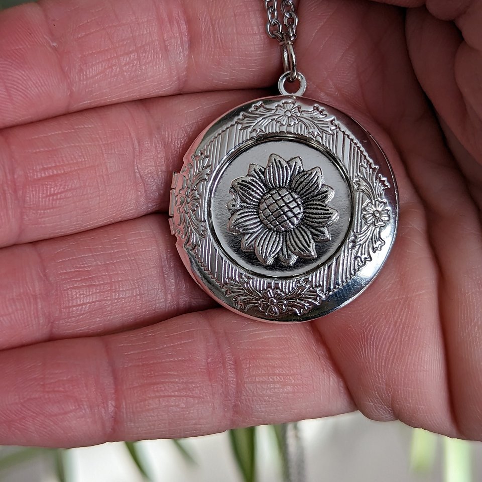 Silver Sunflower Locket Necklace, Round Silver Locket Pendant, Keepsake Gift 