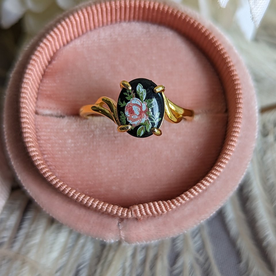 Flower Cameo Ring, Limoges Style, Gold Vermeil 925 Sterling Silver Ring, Victorian Ring, Cameo Jewelry, Adjustable Ring, Old Fashioned Ring