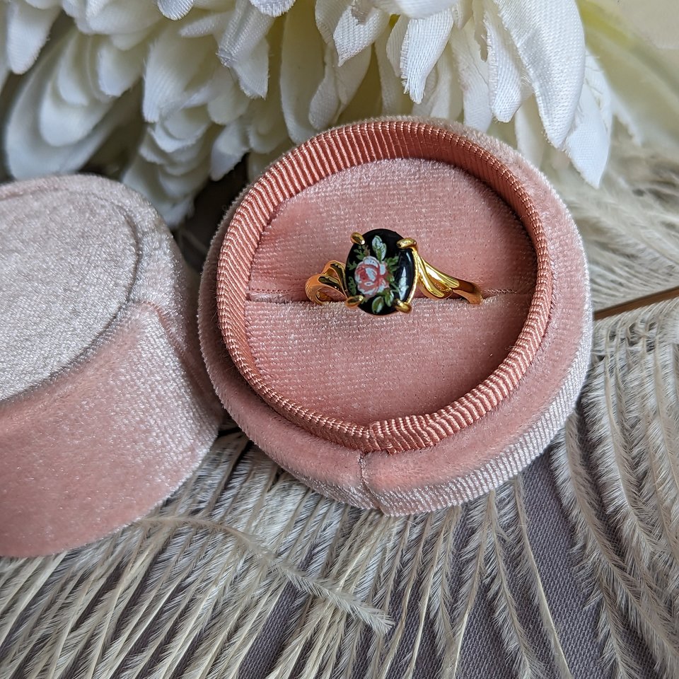 Flower Cameo Ring, Limoges Style, Gold Vermeil 925 Sterling Silver Ring, Victorian Ring, Cameo Jewelry, Adjustable Ring, Old Fashioned Ring