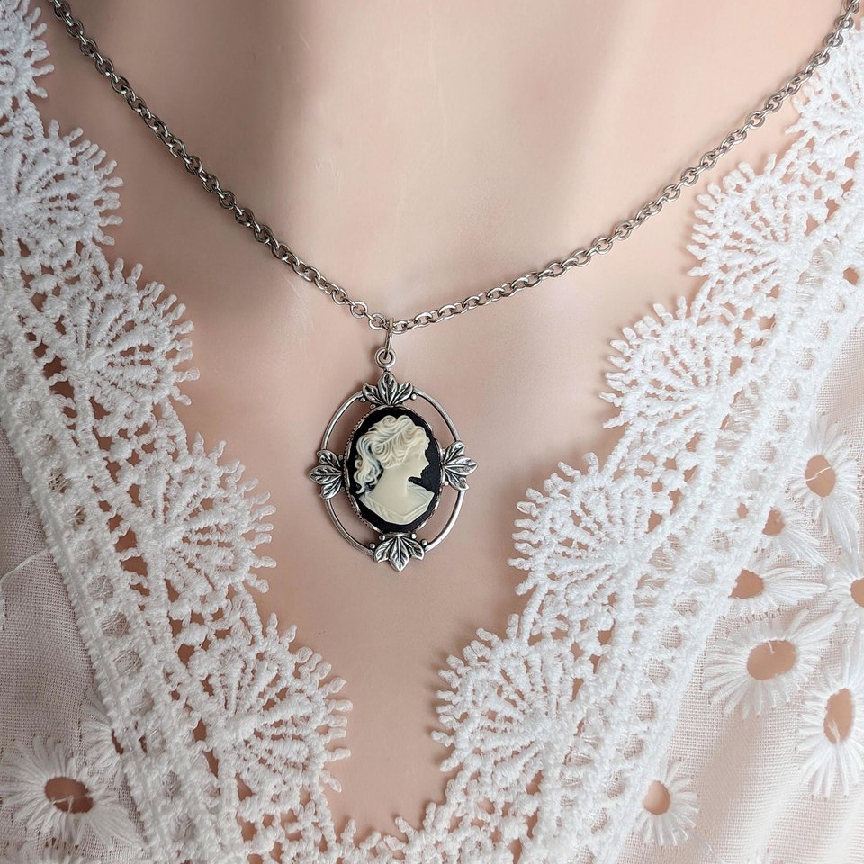 Oval Cameo Pendant with Antiqued Silver Leaf Details, Victorian Necklace Gift for Vintage Lovers and Nature Enthusiasts