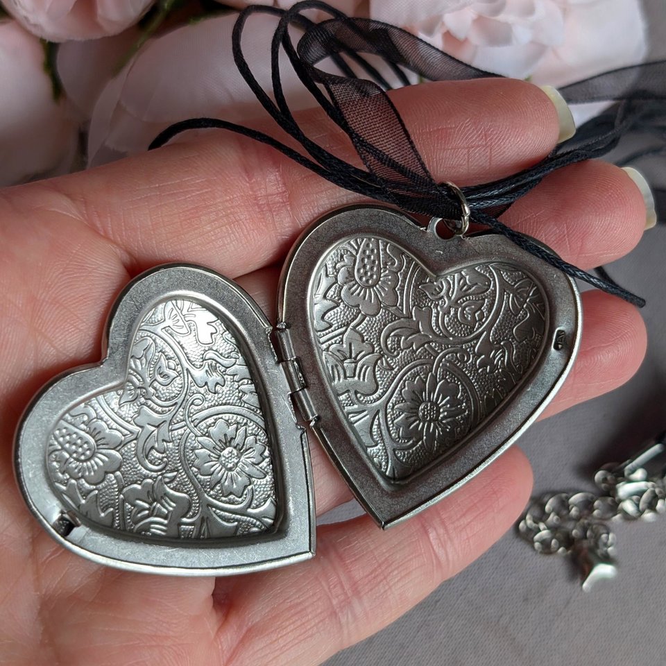 Silver Floral Engraved Puffy Heart Locket Choker Necklace with Black Ribbon, Vintage Style Statement Jewelry, Gift for Her