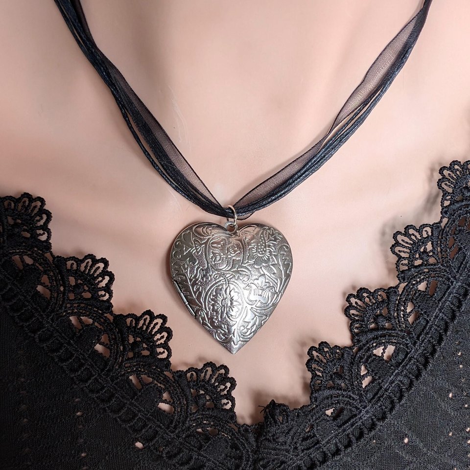 Silver Floral Engraved Puffy Heart Locket Choker Necklace with Black Ribbon, Vintage Style Statement Jewelry, Gift for Her