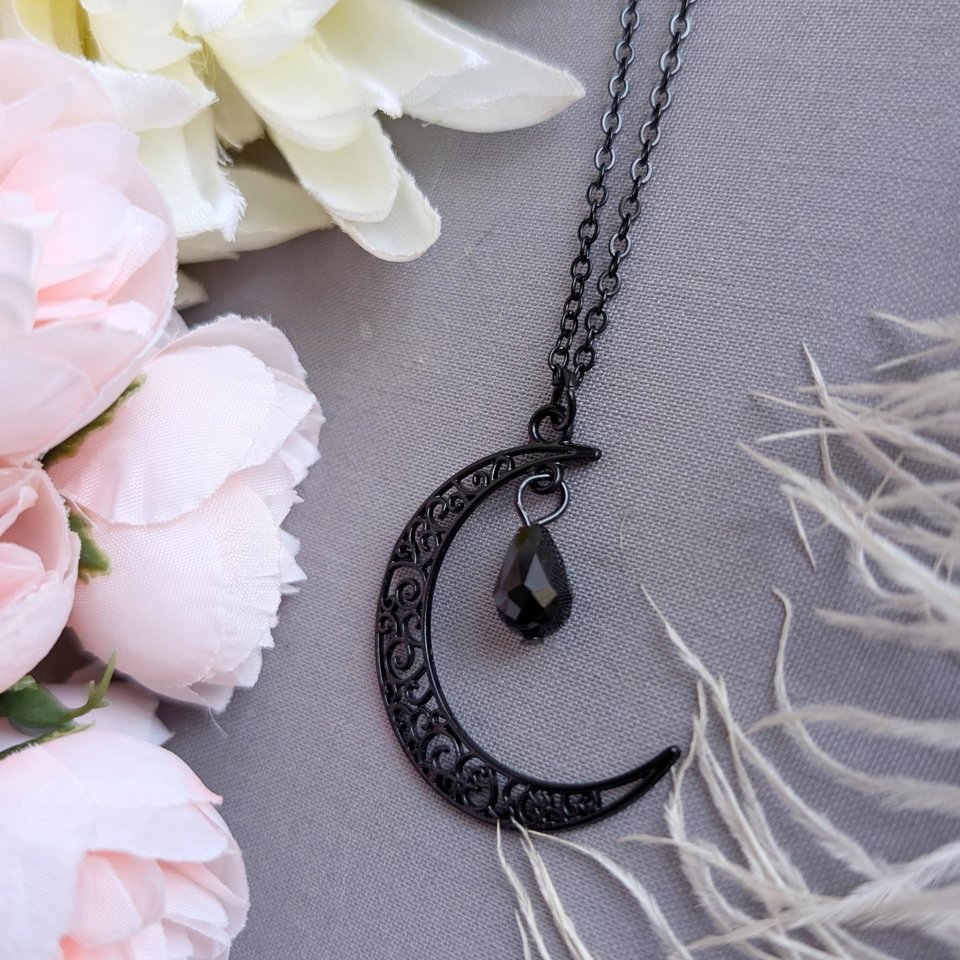 Black Crescent Moon Necklace with Faceted Black Crystal, Gothic Boho Jewelry, Celestial Pendant, Witchy Gift for Her