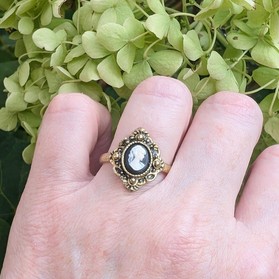 Antiqued Gold Cameo Ring, Victorian Costume Jewelry, Adjustable Size