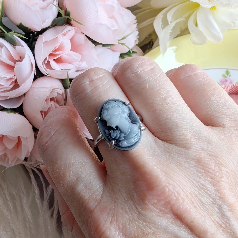 Timeless Cameo Ring, 925 Sterling Silver Adjustable Ring, Elegant Vintage Inspired Jewelry Gift for Her