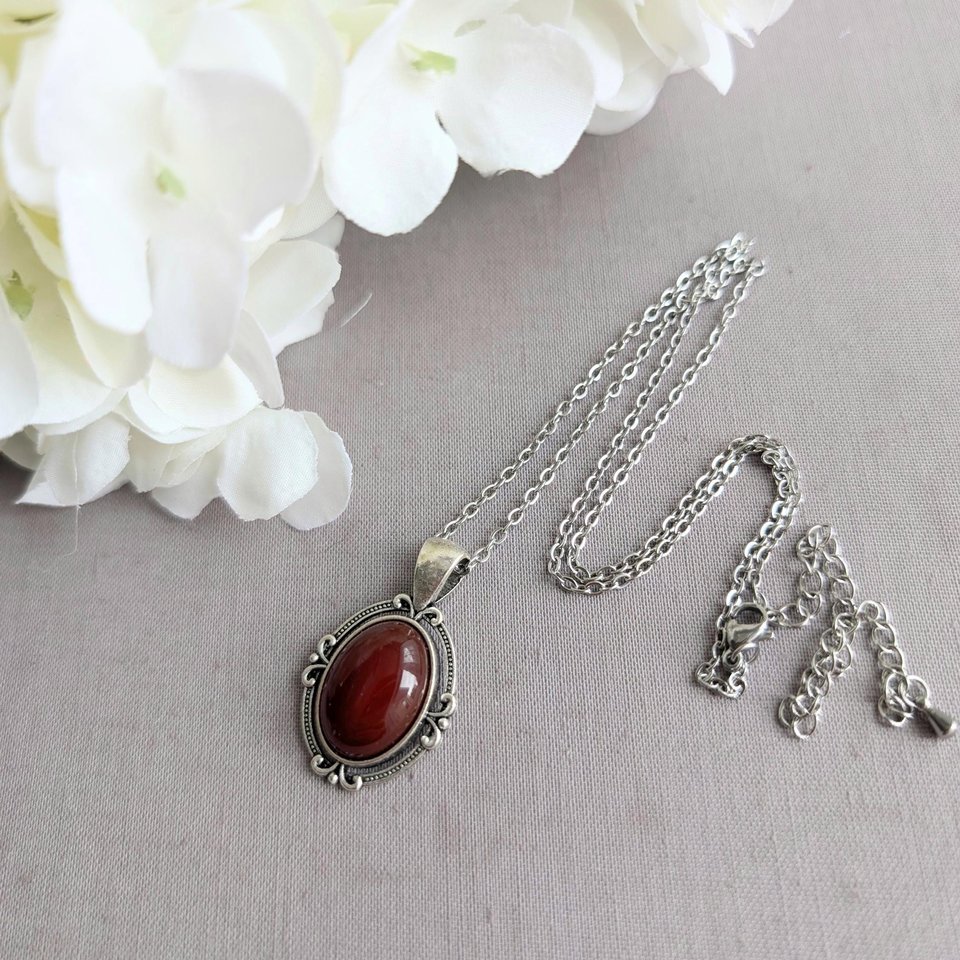 Blood Red Agate Necklace, Natural Crystal Jewelry, Deep Crimson Stone, Gothic Jewelry, Girlfriend Gift, Love Gifts
