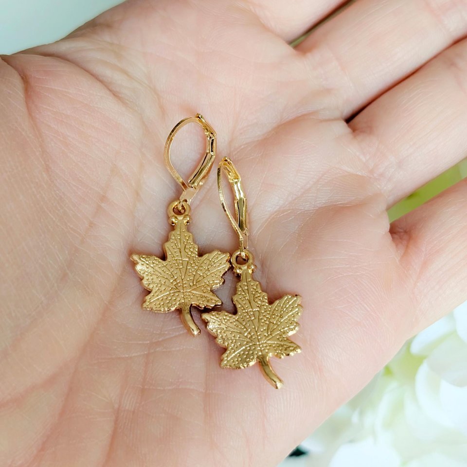 Canadian Maple Leaf Earrings, Canadian Pride Jewelry, Nature Inspired, Gift for Her