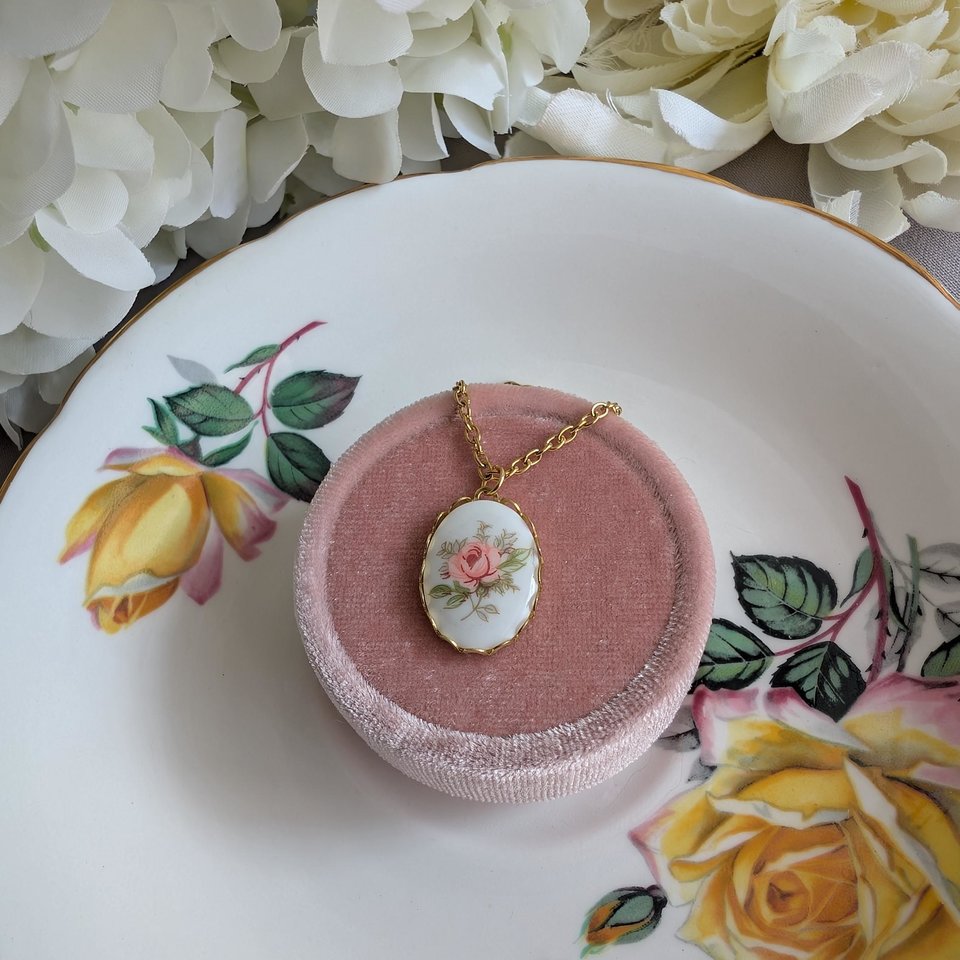 Regency Pink Rose Necklace, Vintage Inspired, Historical Costume Jewelry