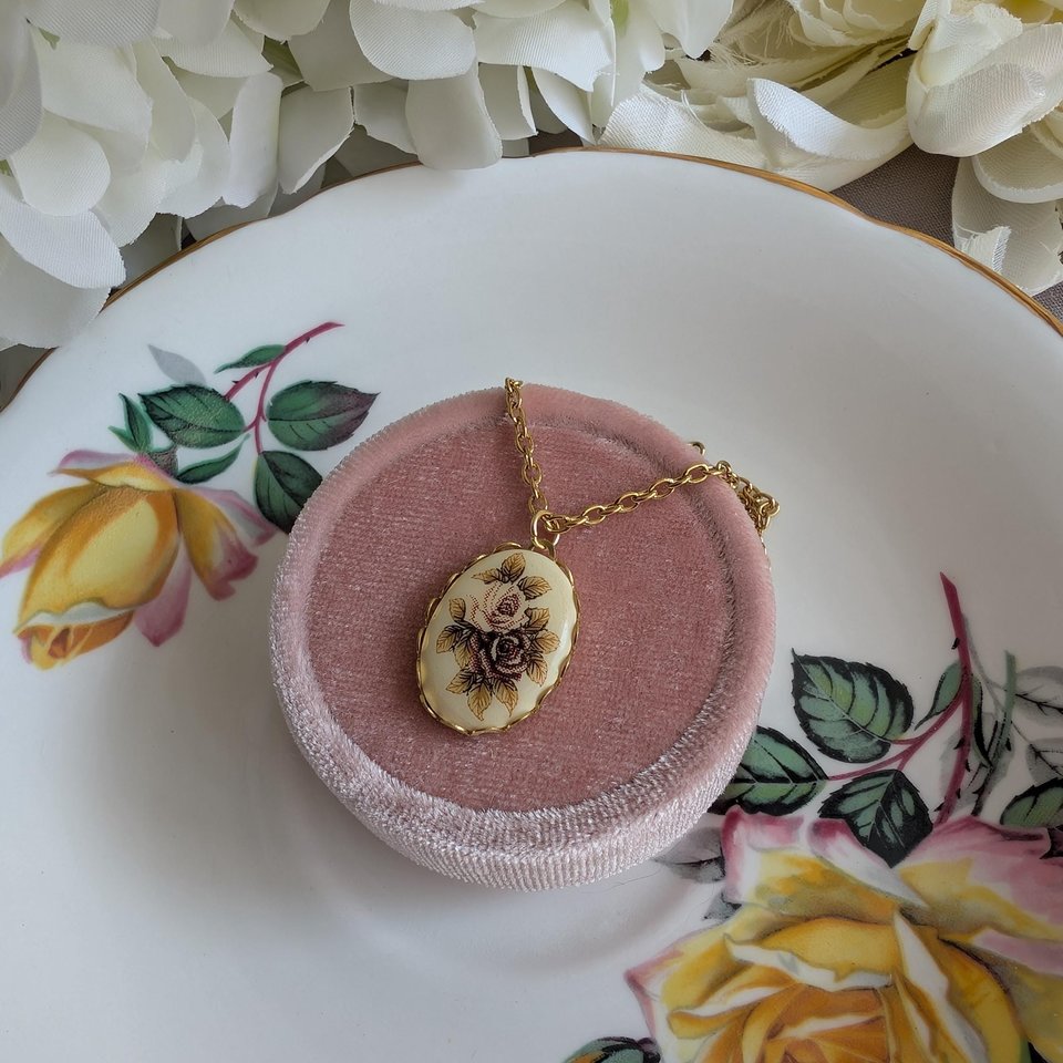 Regency Rose Necklace, Vintage Inspired, Historical Costume Jewelry