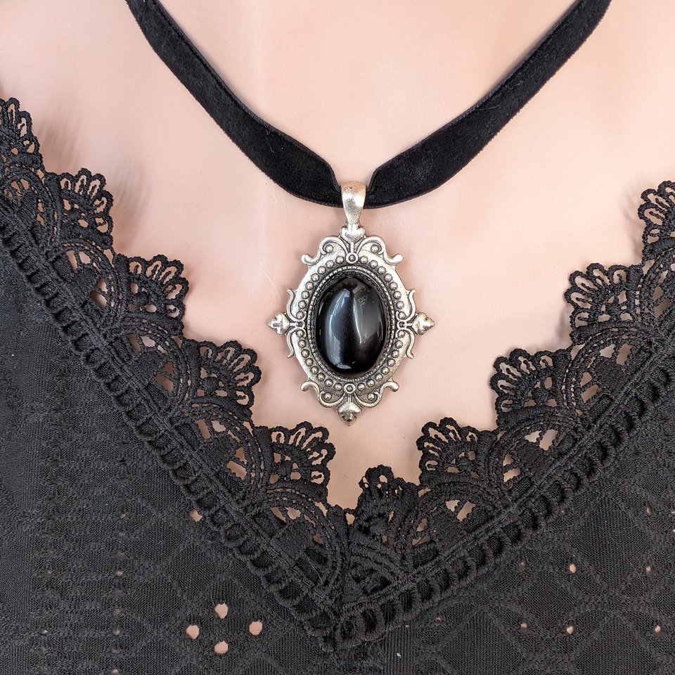 Gothic Black Obsidian Choker Necklace – Oval Stone Pendant in Silver Vintage Setting on Black Velvet Ribbon