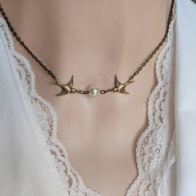 Swallow Choker Necklace with Pearl, Dainty Bird Jewelry, Bridesmaid Gift, Wedding Day Accessories