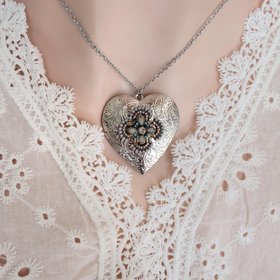 Silver Plated Heart Locket Necklace With Beaded Embellishment– Art Deco Engraved Pendant, Vintage Style Jewelry Gift for Her